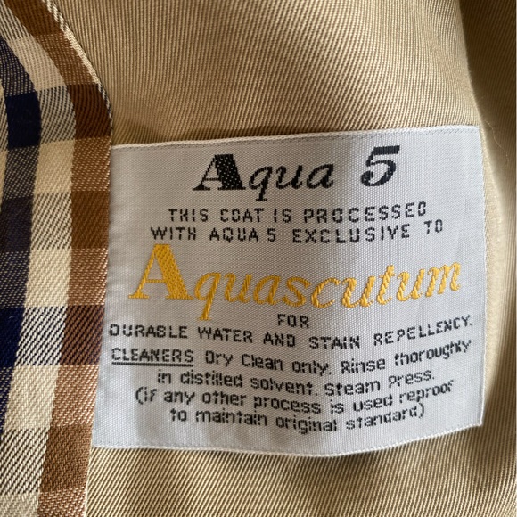 Aquascutum Trench Coat - Made in England - Picture 10 of 10